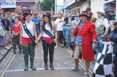 Hastings Old Town Carnival Court at the Seaboot Race